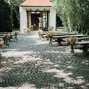 Jennifer Wedding & Style